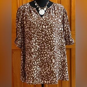 Elegant C Est 1946 Brown and White Women's Blouse Size 18/20W